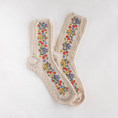 Oatmeal Vintage Strawberry Socks