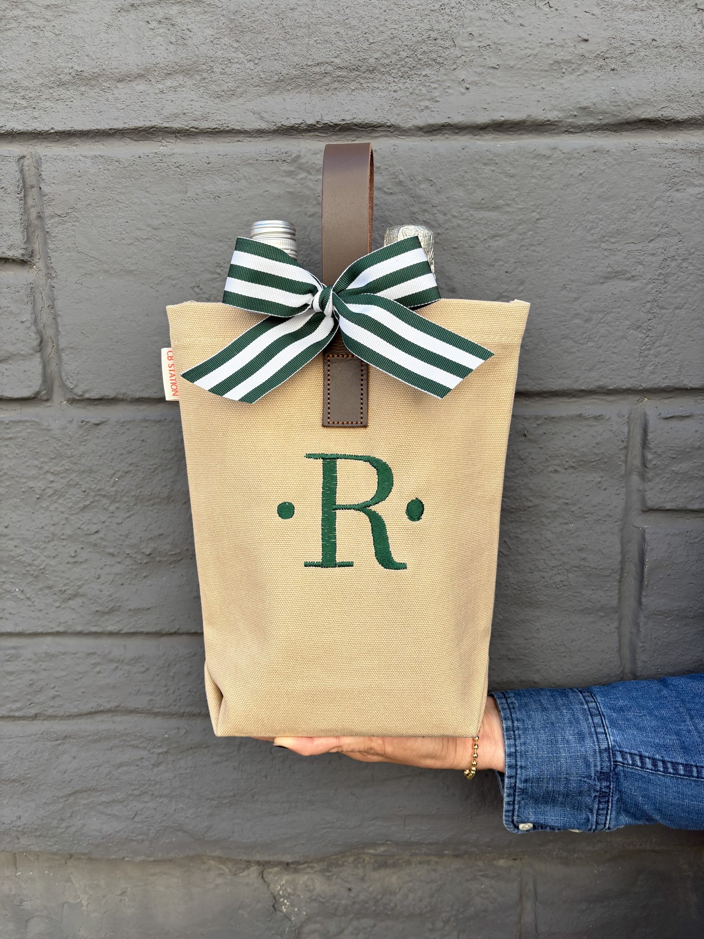 Personalized Wine Bag Monogram Initial with Dots in Hunter